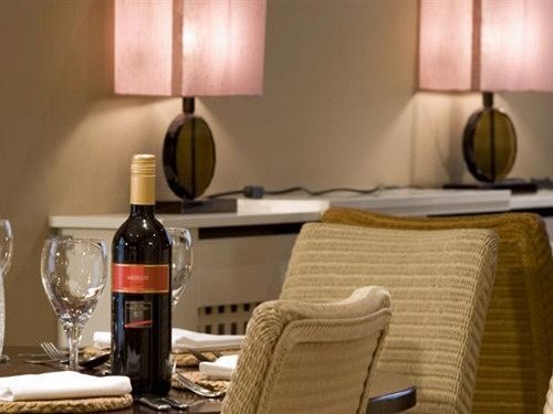 The Beaufort, Raglan