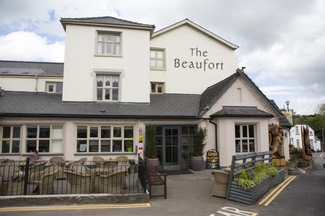 The Beaufort, Отель 4*
